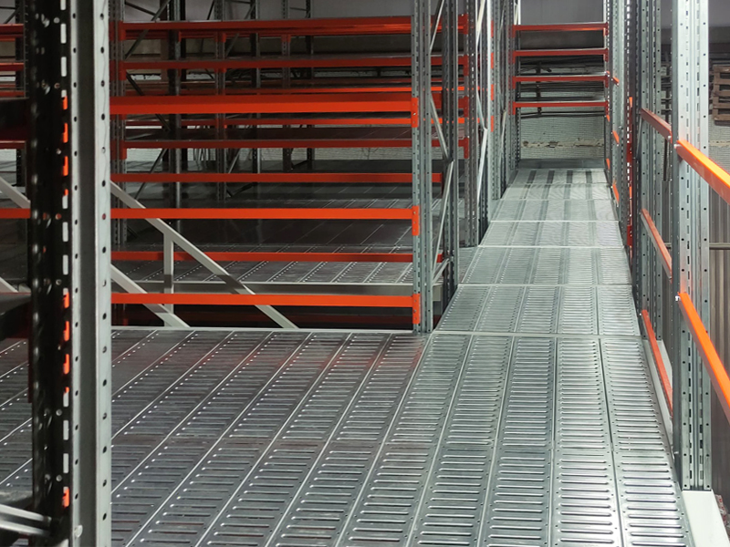 Второй этап мезонина в Химках